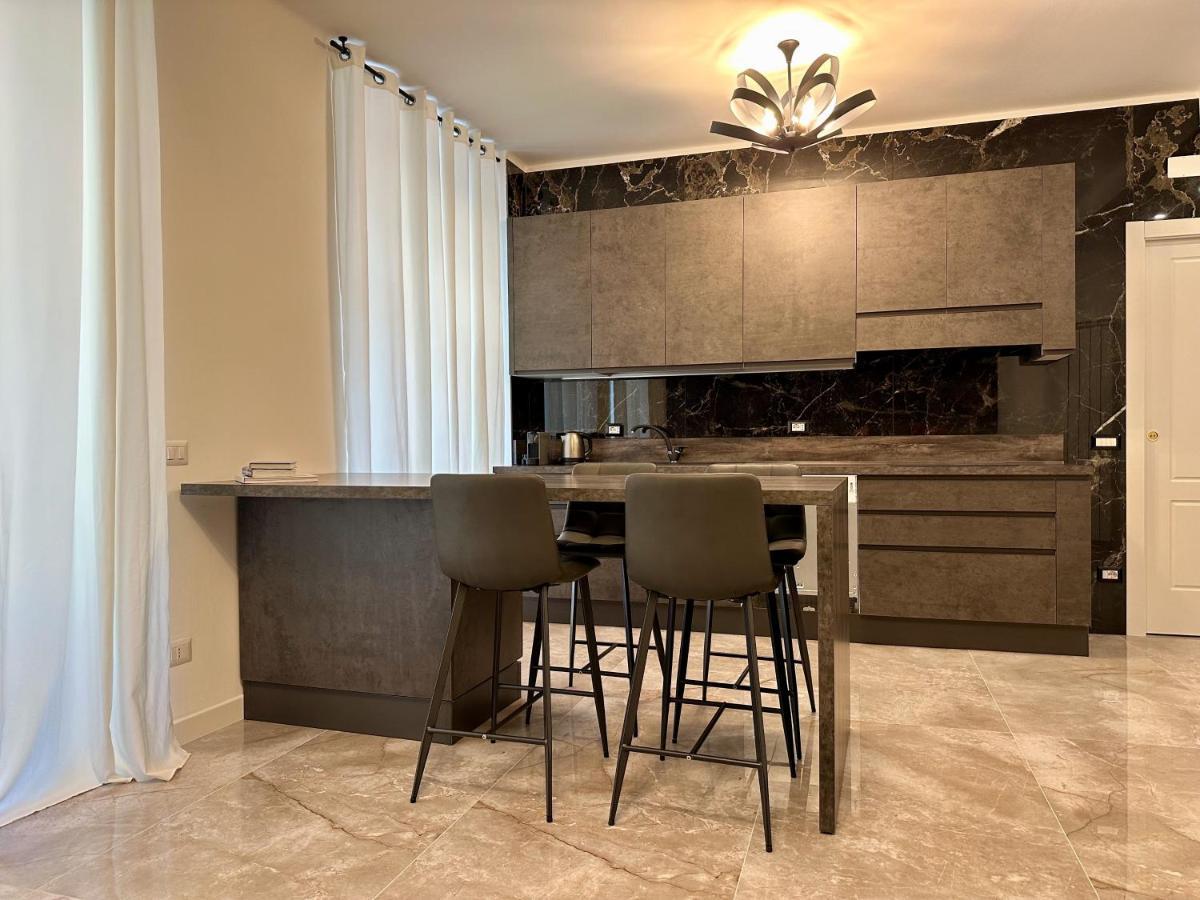 Magic Place Bergamo! Classy Apartment In The Heart Of The City Extérieur photo