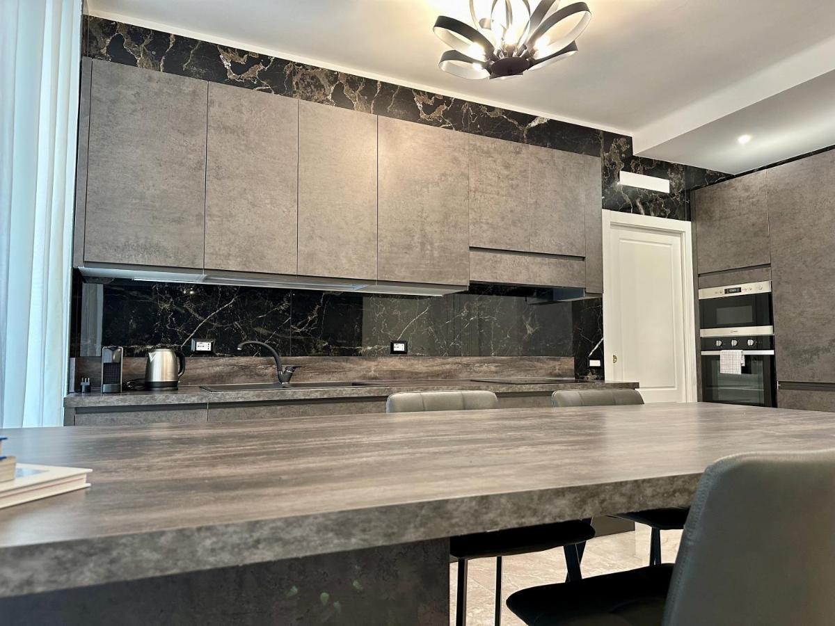 Magic Place Bergamo! Classy Apartment In The Heart Of The City Extérieur photo