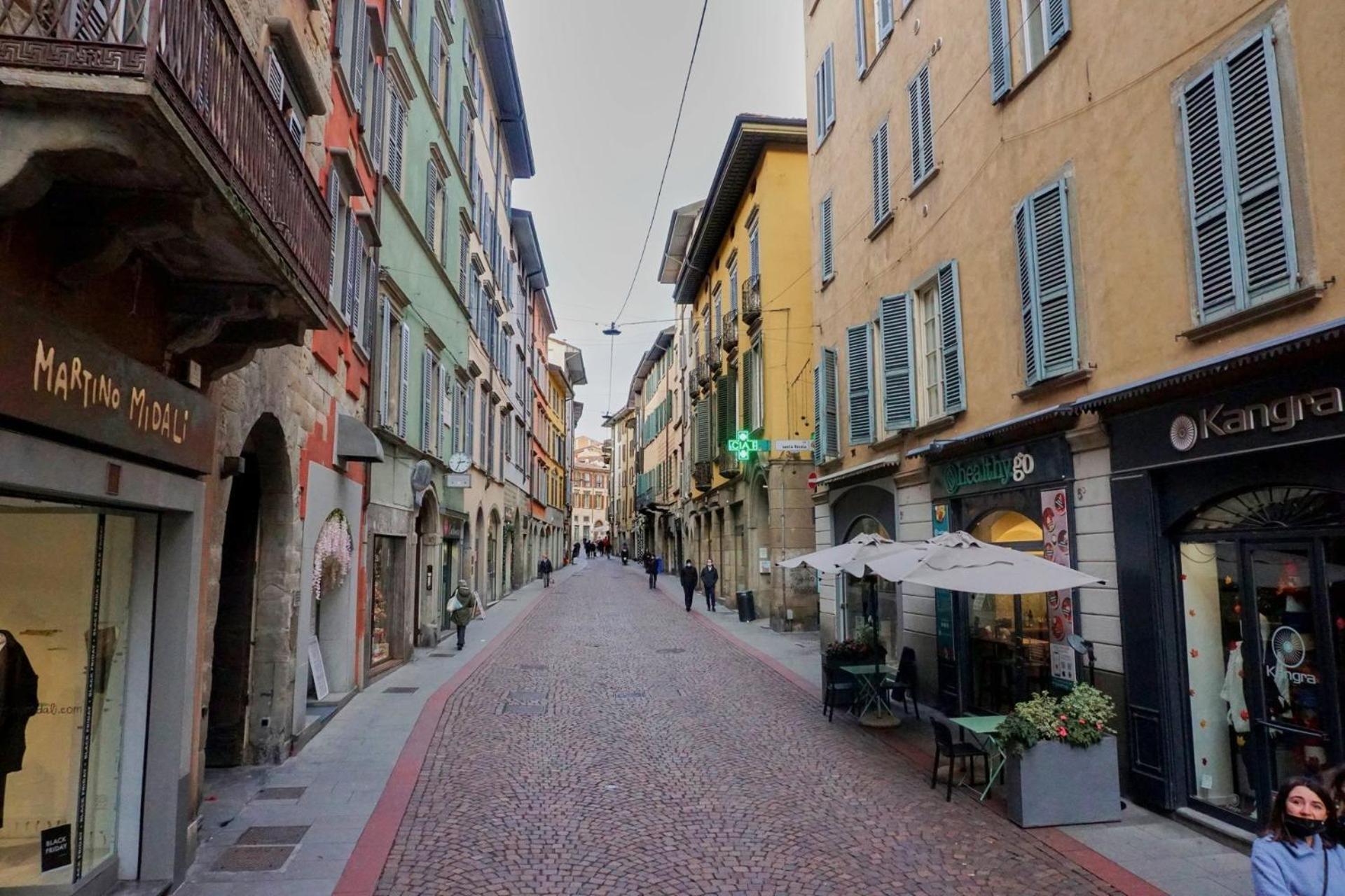 Magic Place Bergamo! Classy Apartment In The Heart Of The City Extérieur photo